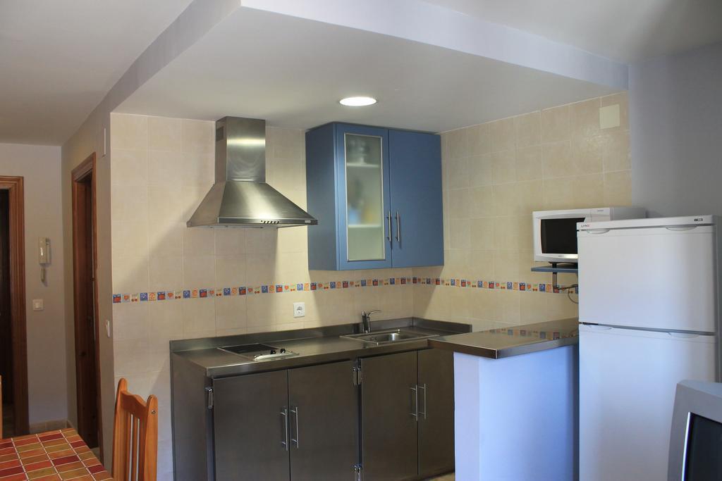 Apartamentos Turisticos Rosario Камарена-де-ла-Сьерра Номер фото